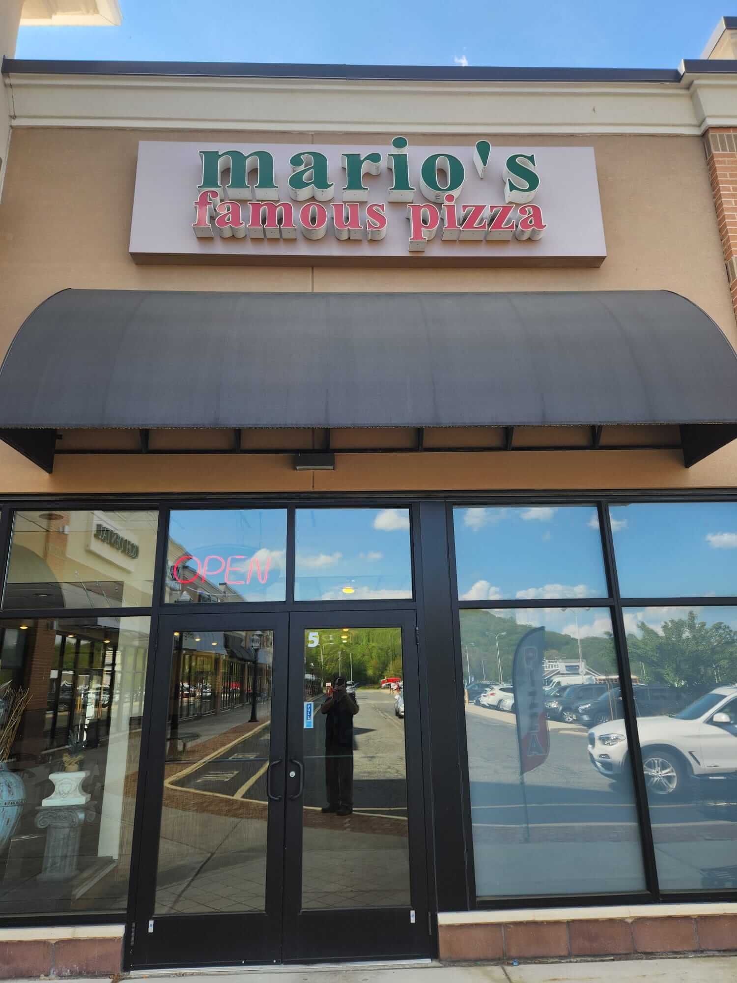 mario's pizza shop front